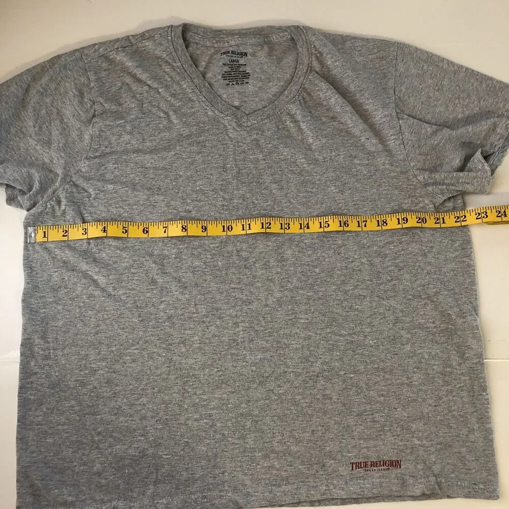 True Religion Mens Heather Gray V-Neck Short Sleeve T-Shirt Red Logo Size Large